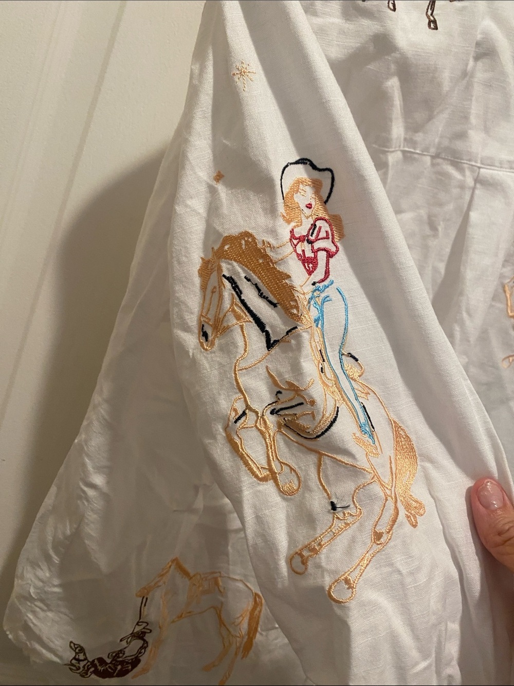 Blue B Collection cowgirl embroidered shirt-medium - Picture 5 of 9